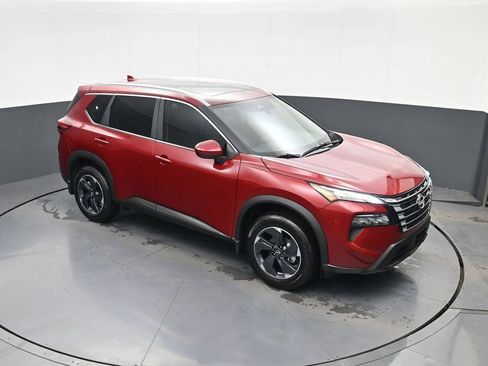 New 2026 Nissan Rogue SV w/ Cold Weather Package AWD/4WD image 3