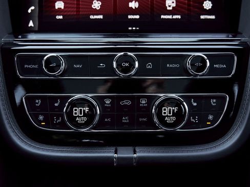 Used 2022 Bentley Bentayga image 71