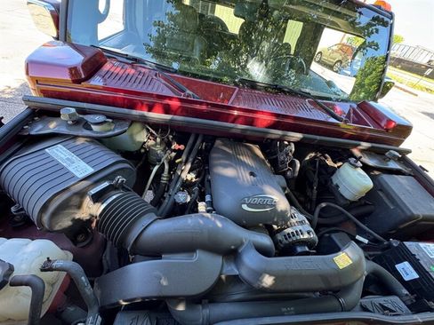 Used 2003 HUMMER H2 w/ Preferred Equipment Group AWD/4WD image 31