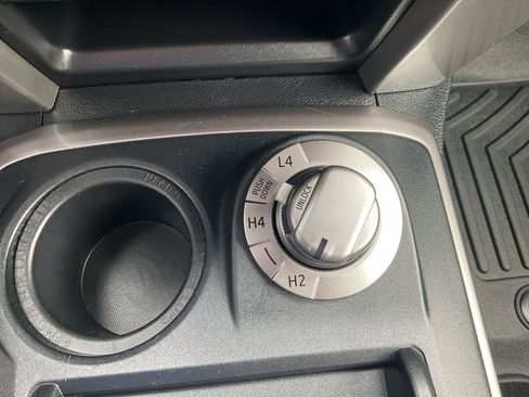 Used 2022 Toyota 4Runner SR5 image 9