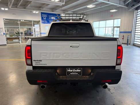 Certified 2025 Honda Ridgeline RTL image 7