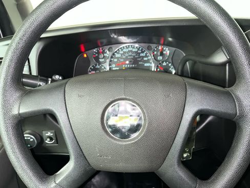 Used 2020 Chevrolet Express 2500 image 15