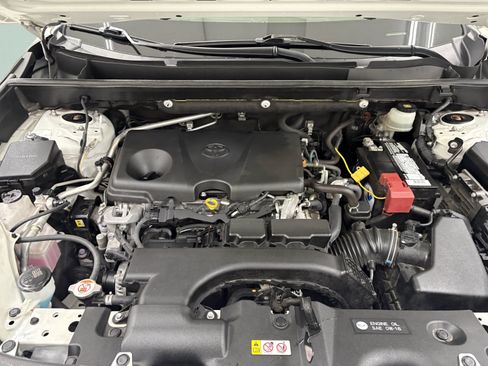 Used 2019 Toyota RAV4 Limited w/ Cold Weather Package AWD/4WD image 7