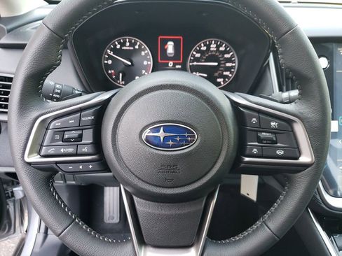 Used 2025 Subaru Outback Premium w/ Popular Package #1A image 14