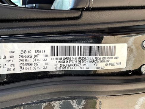 Used 2016 Jeep Grand Cherokee Limited AWD/4WD image 19