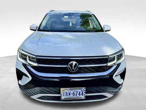 Used 2022 Volkswagen Taos SEL AWD/4WD image 23