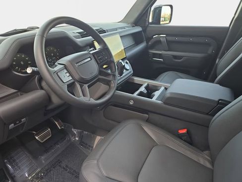 New 2026 Land Rover Defender 110 V8 AWD/4WD image 12