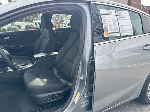 Used 2024 Chevrolet Malibu LT image 19