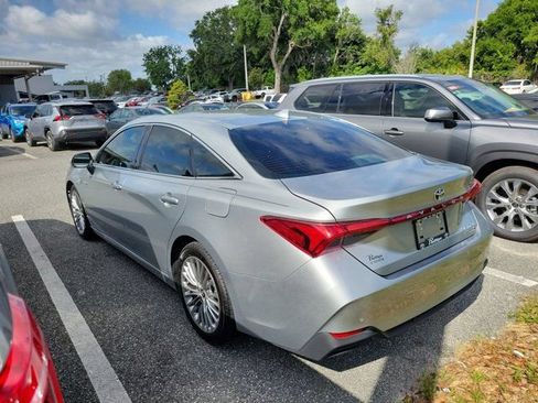 Used 2021 Toyota Avalon Limited w/ Advanced Safety Package FWD image 6