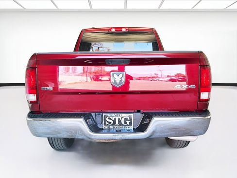 Used 2024 RAM 1500 Classic SLT image 5