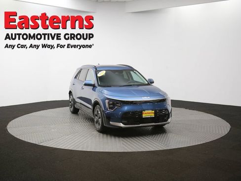 Used 2023 Kia Niro Wave w/ Wave Preserve Package image 50