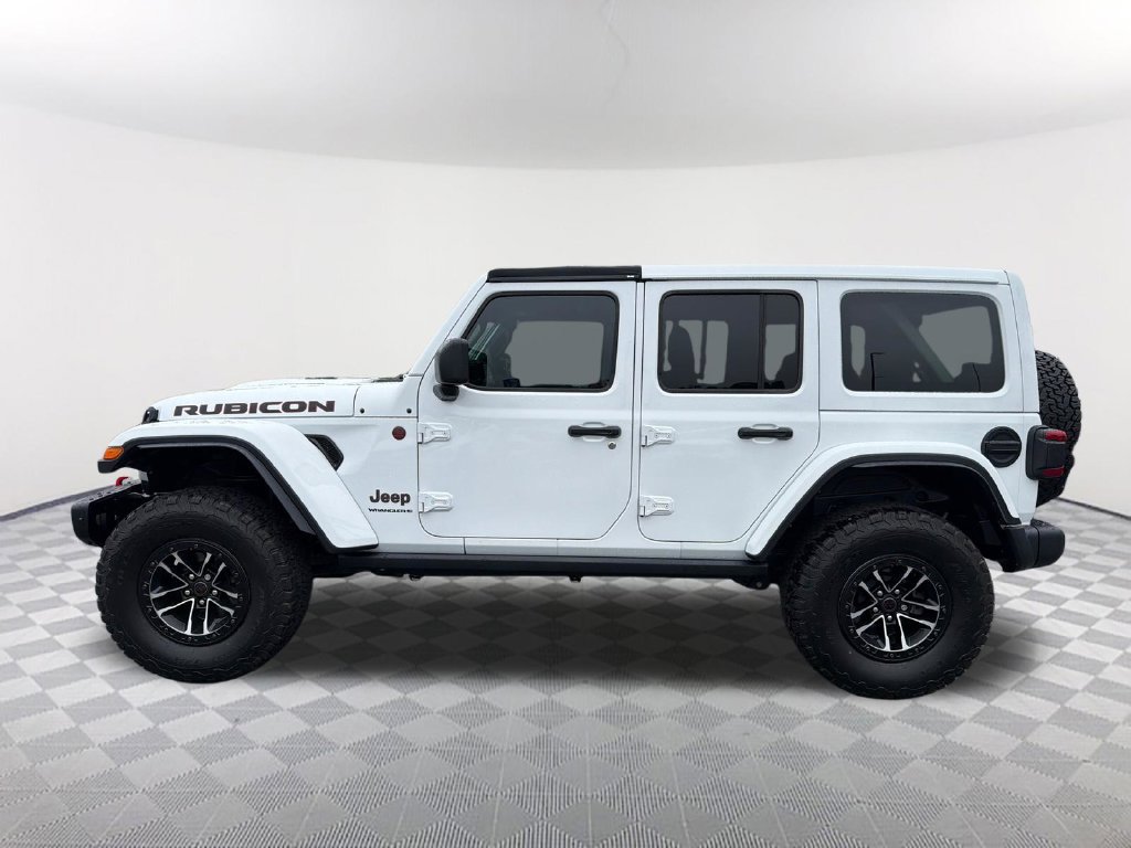 Used 2024 Jeep Wrangler Unlimited Rubicon AWD/4WD image 8