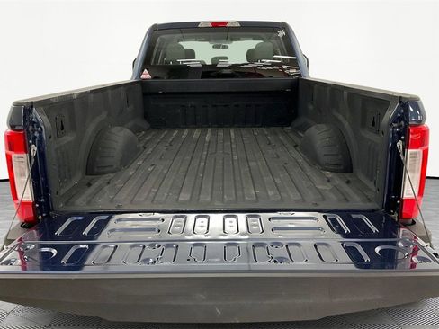 Used 2019 Ford F250 XL w/ Power Equipment Group image 7