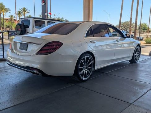 Used 2019 Mercedes-Benz S 560 Sedan image 7
