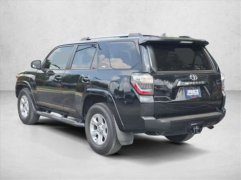 Used 2022 Toyota 4Runner SR5 RWD image 7