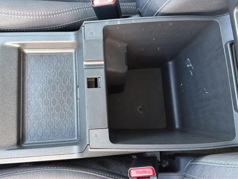Certified 2025 Nissan Frontier SV RWD image 39