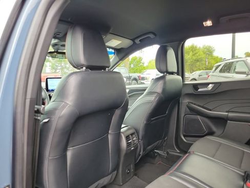 Certified 2023 Ford Escape ST-Line Select AWD/4WD image 27