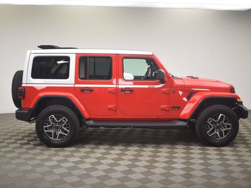 New 2026 Jeep Wrangler Unlimited Sahara w/ Whitecap Package AWD/4WD image 3