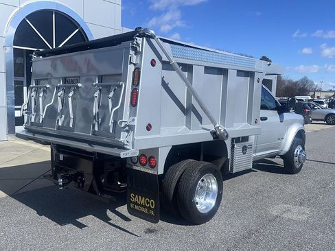 New 2026 RAM 5500 4x4 Regular Cab image 8