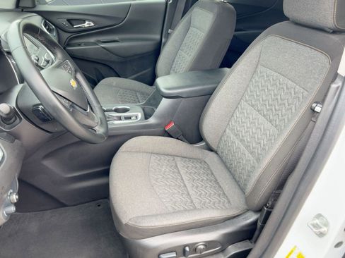 Used 2024 Chevrolet Equinox LT image 23