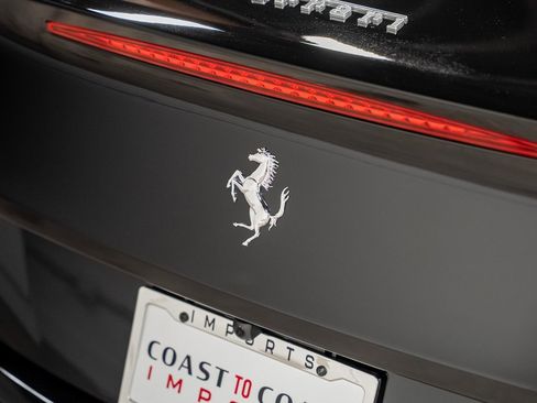 Used 2015 Ferrari California T image 25