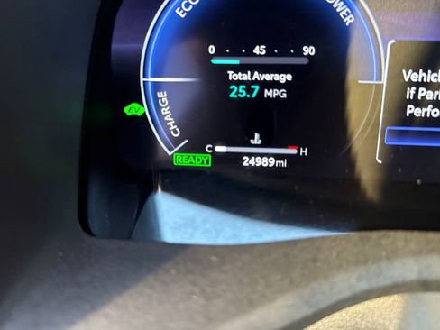 Used 2025 Toyota Camry XSE image 17