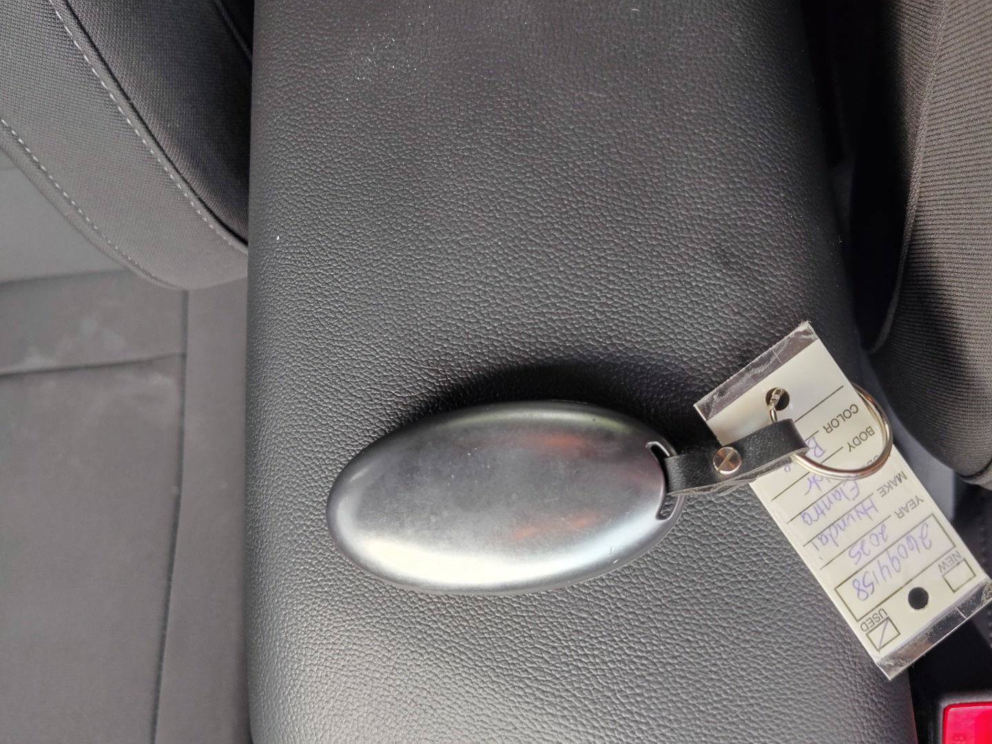 Used 2025 Hyundai Elantra SEL FWD image 34