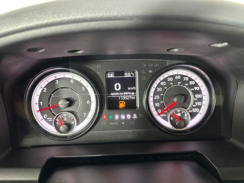 Used 2017 RAM 1500 Express AWD/4WD image 13