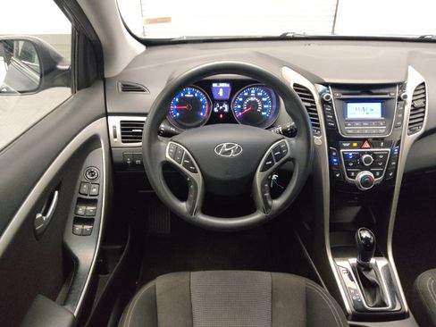 Used 2016 Hyundai Elantra GT FWD image 22