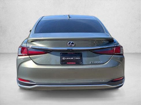 Used 2020 Lexus ES 300h w/ Premium Package image 7