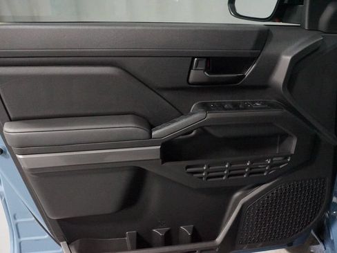 New 2026 Toyota Tacoma SR5 AWD/4WD image 31