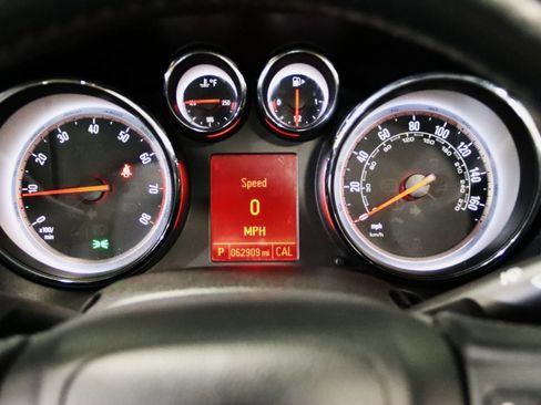 Used 2016 Buick Cascada Premium image 41