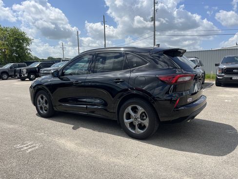 Used 2023 Ford Escape ST-Line w/ Tech Pack #1 FWD image 3