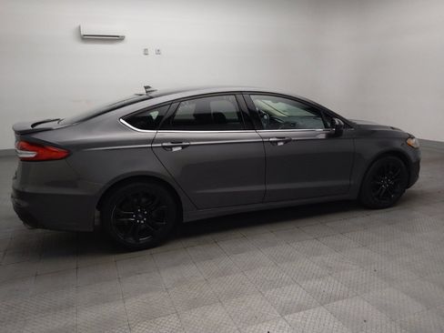 Used 2020 Ford Fusion SE w/ Equipment Group 151A FWD image 10