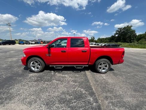 Used 2017 RAM 1500 Express AWD/4WD image 6
