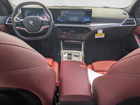 Certified 2025 BMW 330i Sedan w/ Convenience Package RWD image 13
