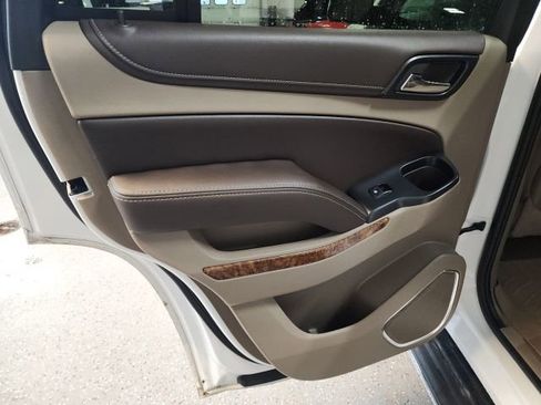 Used 2015 Chevrolet Tahoe LTZ AWD/4WD image 11