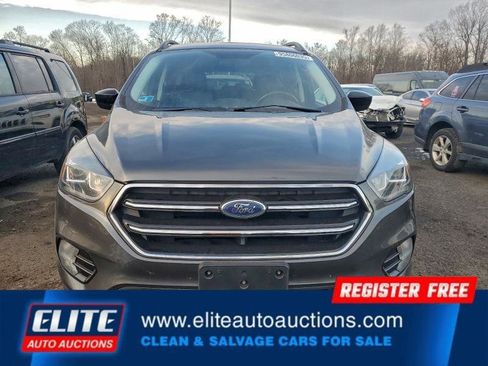 Used 2019 Ford Escape SE image 10