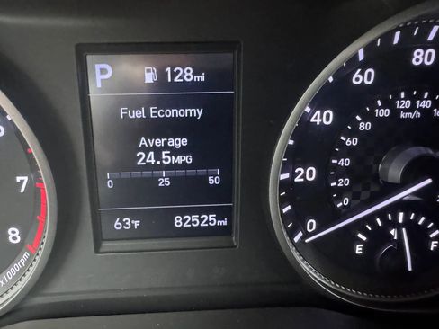 Used 2019 Hyundai Elantra SEL FWD image 34