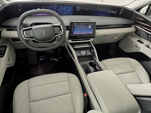 Used 2026 Lincoln Nautilus Premier w/ Equipment Group 102A AWD/4WD image 10