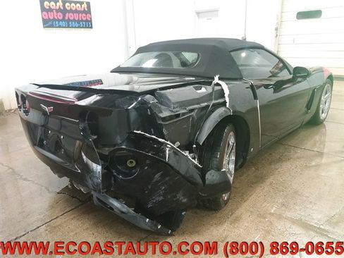 Used 2006 Chevrolet Corvette Convertible w/ Preferred Equipment Group image 3