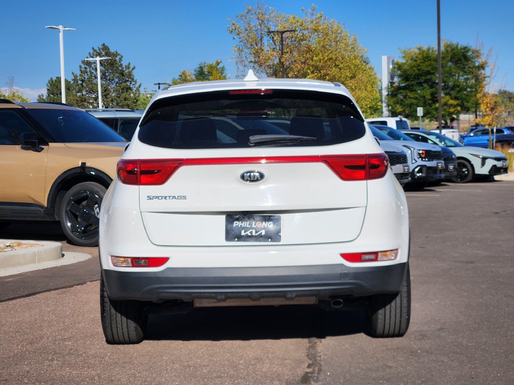 Used 2017 Kia Sportage LX AWD/4WD image 6