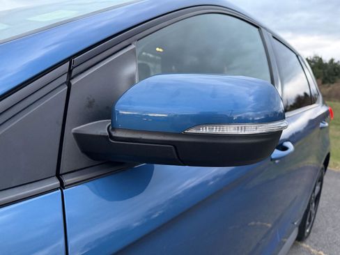 Used 2019 Ford Edge ST w/ Convenience Package image 17