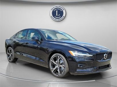 New 2024 Volvo S60 B5 Plus w/ Climate Package