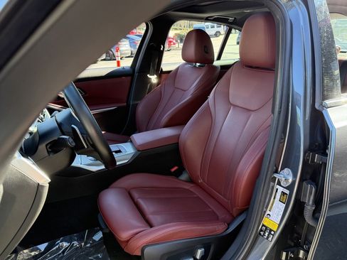 Used 2022 BMW 330i xDrive Sedan w/ M Sport Package image 26