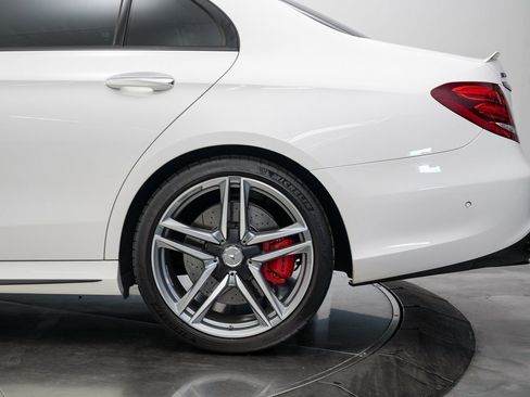 Used 2019 Mercedes-Benz E 63 AMG S image 15