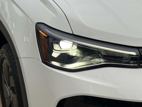New 2026 Volkswagen Taos S FWD image 7