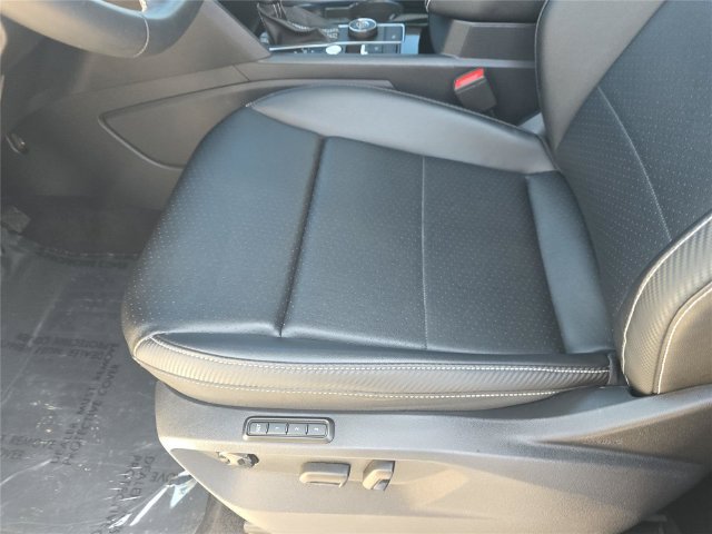Used 2023 Volkswagen Atlas Cross Sport SEL AWD/4WD image 18