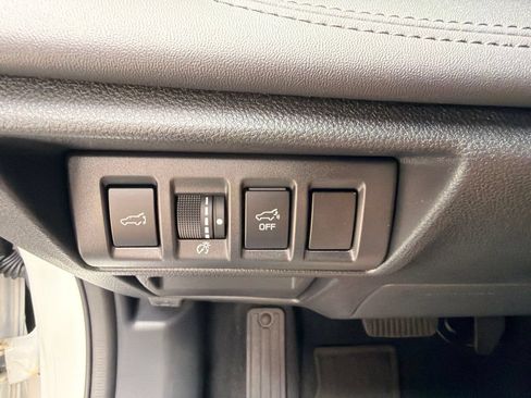Used 2025 Subaru Outback Wilderness AWD/4WD image 26