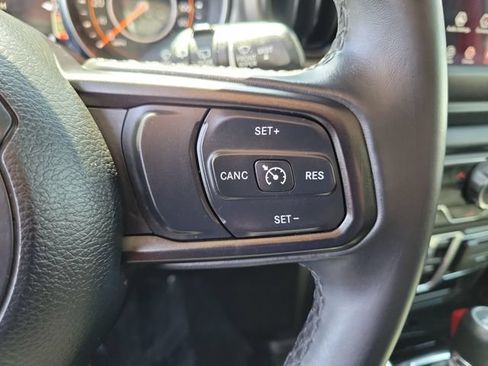 Used 2019 Jeep Wrangler Unlimited Sport S AWD/4WD image 6
